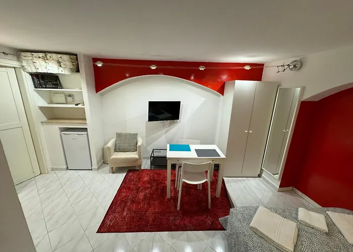 Urbana Colosseo Boutique * Roma