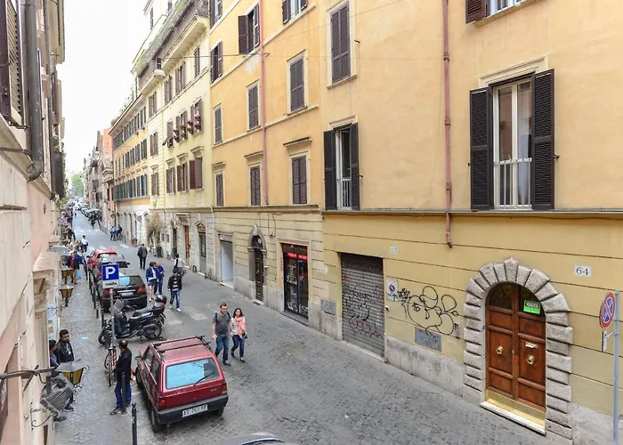 Urbana Colosseo Boutique